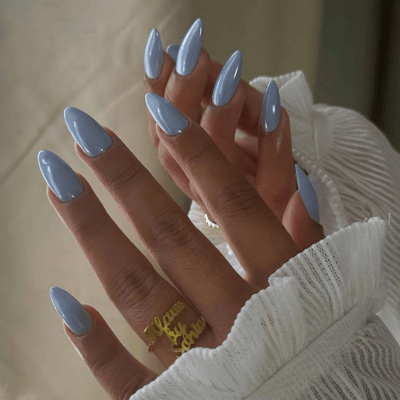 unghie color pastello azzurre